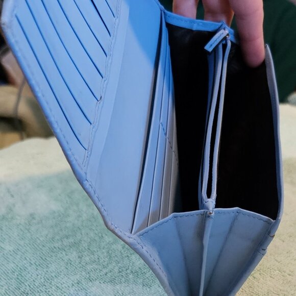 Gucci Wallet GG Microguccissima Continental Blue Buttery Soft Leather Wallet EUC - Picture 8 of 17